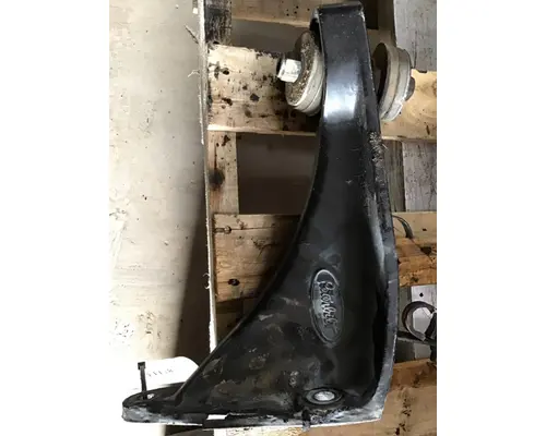 PETERBILT 335 Cab Mounts