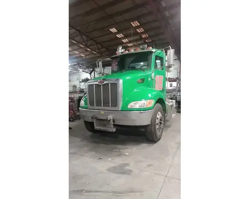 PETERBILT 335 Complete Vehicle