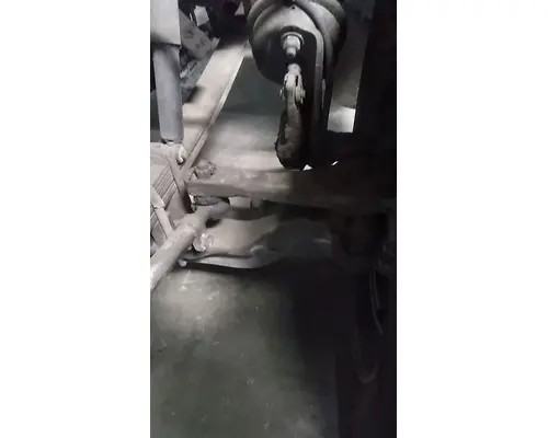 PETERBILT 335 Complete Vehicle