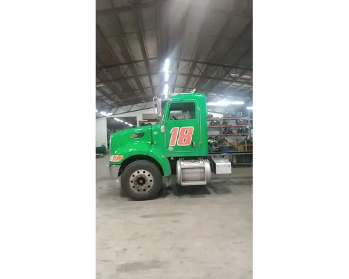 PETERBILT 335 Complete Vehicle