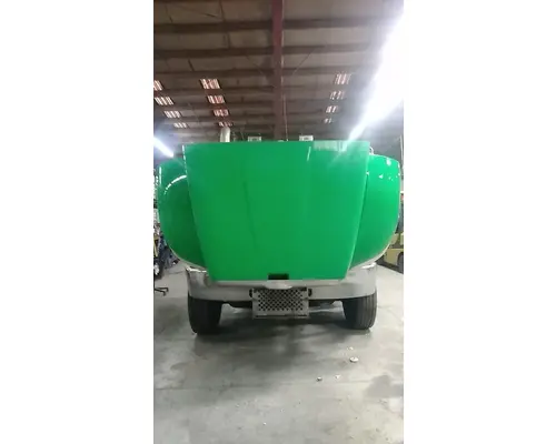 PETERBILT 335 Complete Vehicle