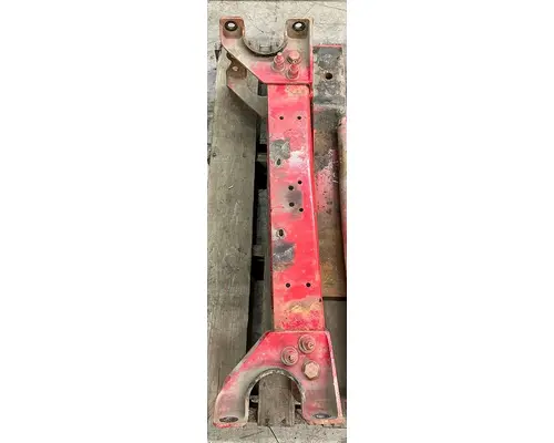 PETERBILT 335 Crossmember