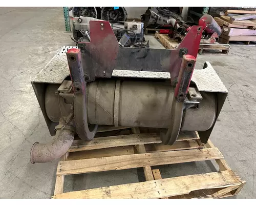 PETERBILT 335 DPF (Diesel Particulate Filter)