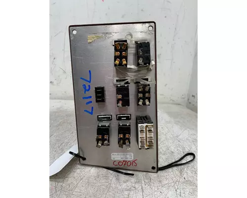 PETERBILT 335 Dash  Console Switch