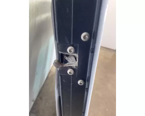 PETERBILT 335 Door Assembly, Front