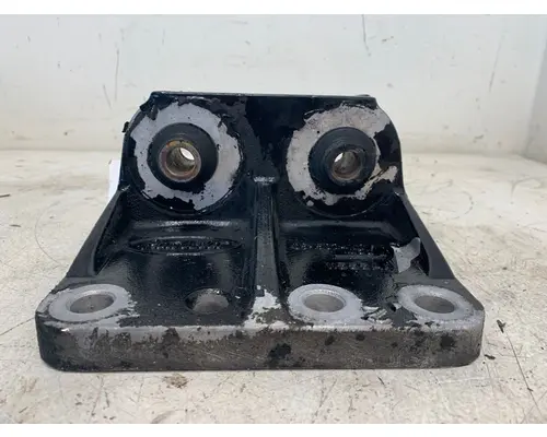PETERBILT 335 Engine Mounts