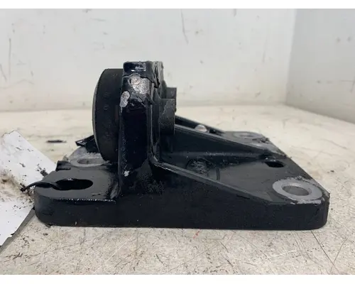 PETERBILT 335 Engine Mounts