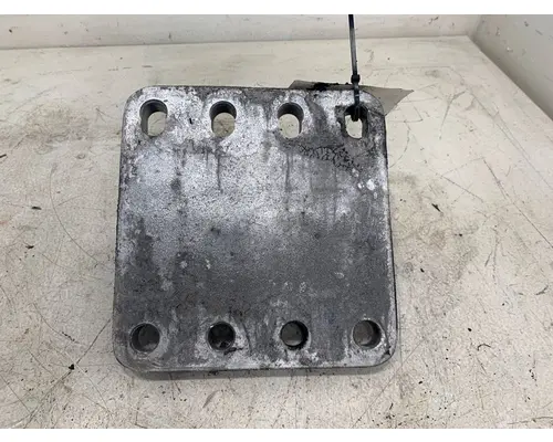 PETERBILT 335 Engine Mounts