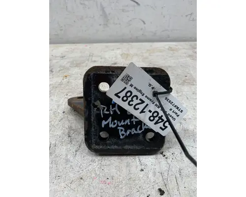 PETERBILT 335 Engine Mounts