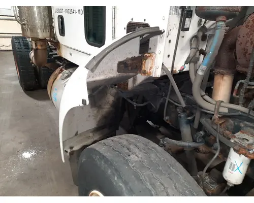PETERBILT 335 FENDER EXTENSION