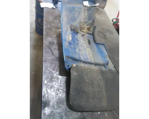 PETERBILT 335 FENDER EXTENSION