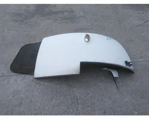 PETERBILT 335 FENDER EXTENSION