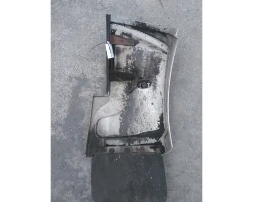 PETERBILT 335 FENDER EXTENSION