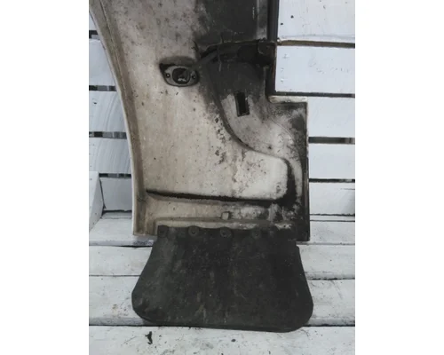 PETERBILT 335 FENDER EXTENSION