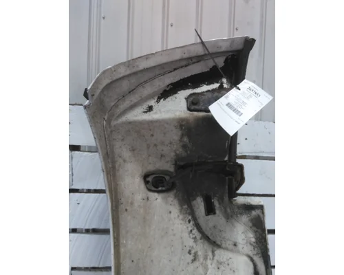 PETERBILT 335 FENDER EXTENSION