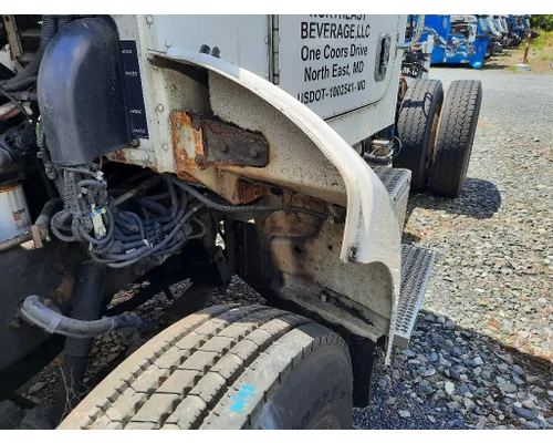 PETERBILT 335 FENDER EXTENSION