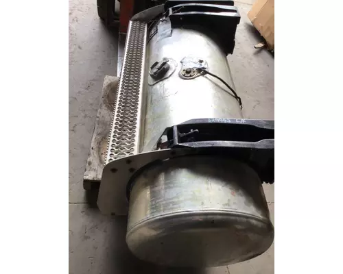 PETERBILT 335 Fuel Tank