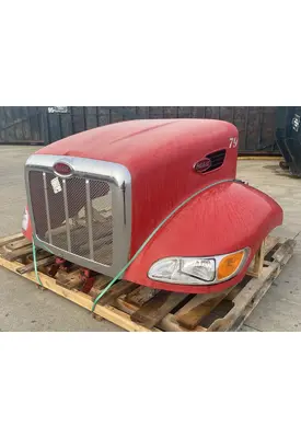 PETERBILT 335 Hood