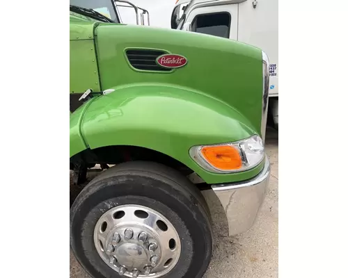 PETERBILT 335 Hood