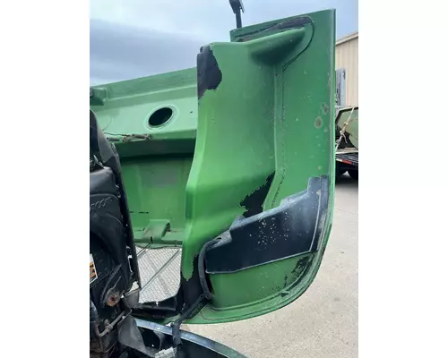 PETERBILT 335 Hood