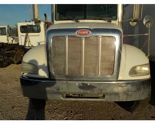 PETERBILT 335 Hood