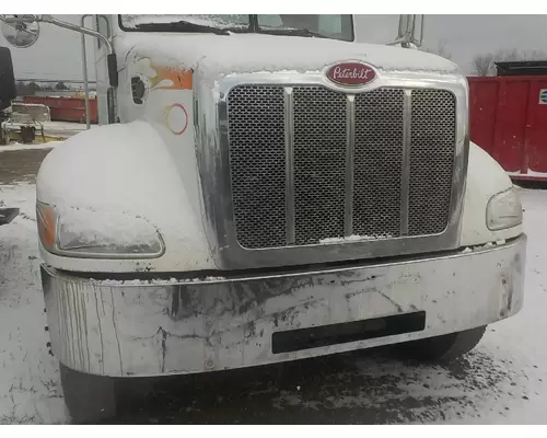 PETERBILT 335 Hood