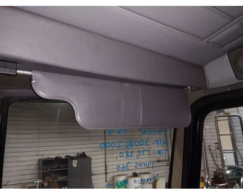 PETERBILT 335 INTERIOR SUN VISOR