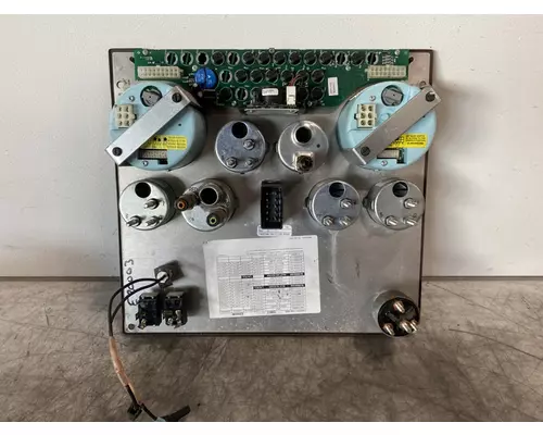 PETERBILT 335 Instrument Cluster