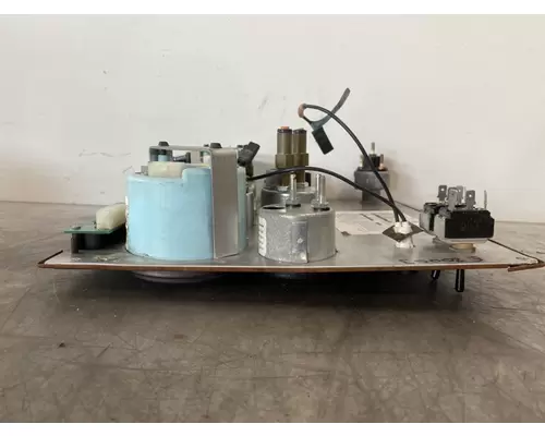 PETERBILT 335 Instrument Cluster