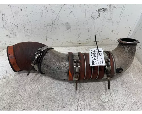PETERBILT 335 Intake Manifold