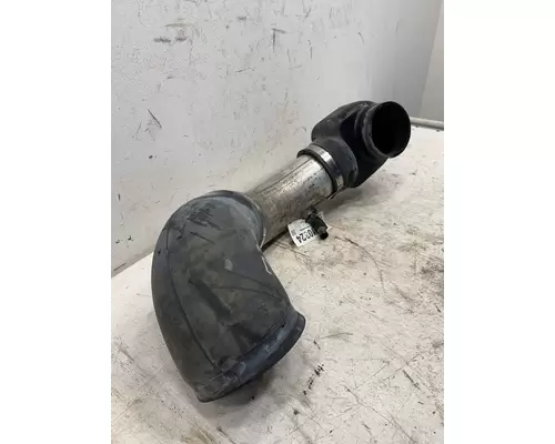 PETERBILT 335 Intake Manifold