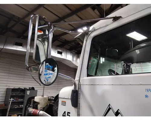 PETERBILT 335 MIRROR ASSEMBLY CABDOOR