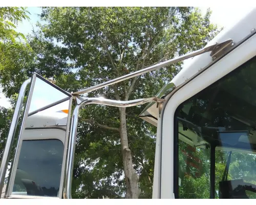 PETERBILT 335 MIRROR ASSEMBLY CABDOOR