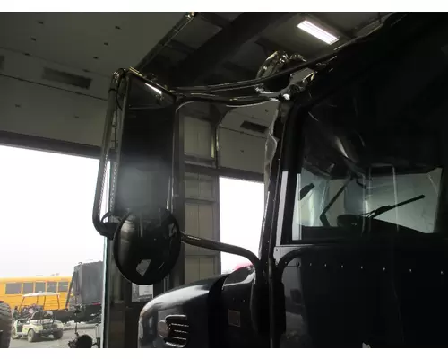 PETERBILT 335 Mirror (Side View)