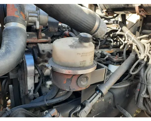 PETERBILT 335 POWER STEERING RESERVOIR