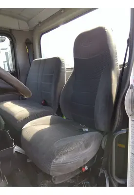 PETERBILT 335 SEAT, FRONT