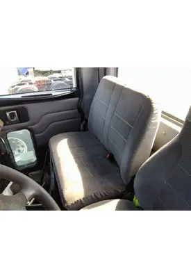 PETERBILT 335 SEAT, FRONT
