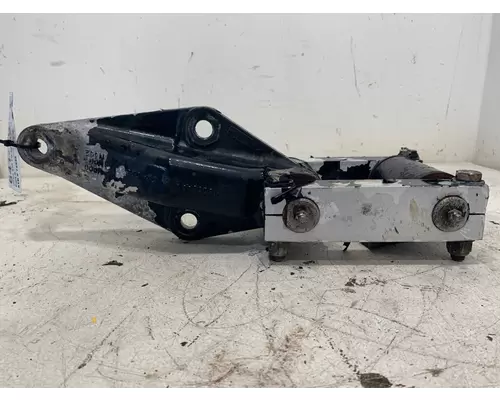 PETERBILT 335 Suspension