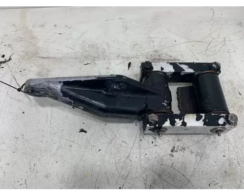 PETERBILT 335 Suspension