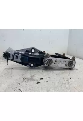 PETERBILT 335 Suspension