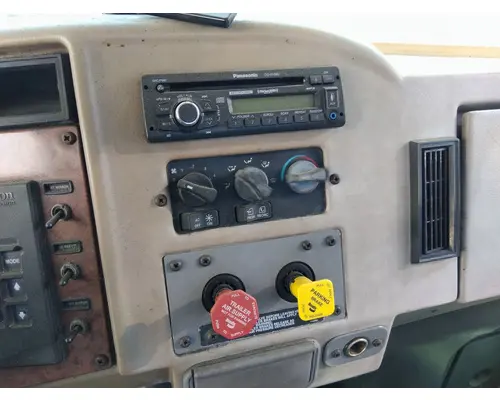 PETERBILT 335 TEMPERATURE CONTROL