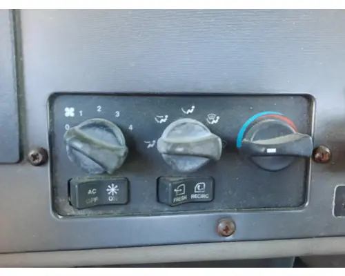 PETERBILT 335 TEMPERATURE CONTROL