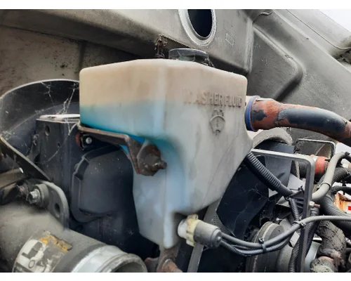 PETERBILT 335 WINDSHIELD WASHER RESERVOIR