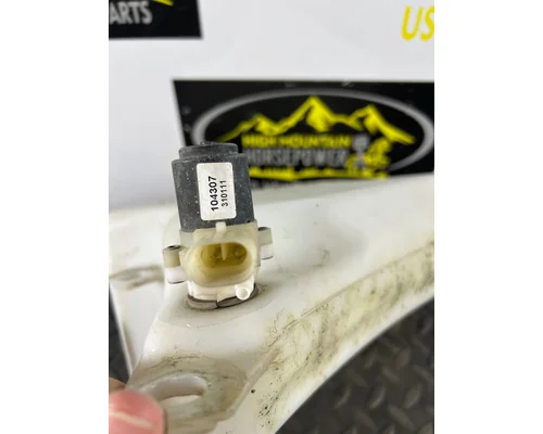 PETERBILT 335 Windshield Washer Reservoir