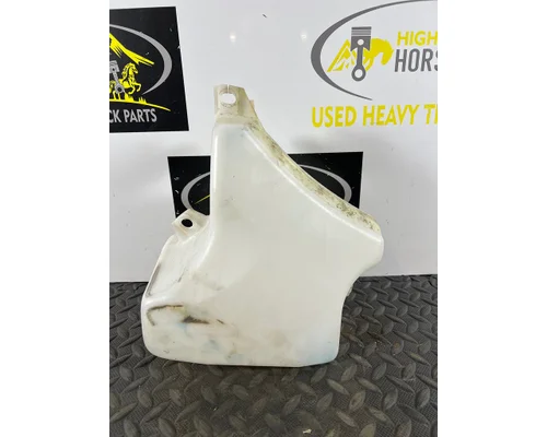 PETERBILT 335 Windshield Washer Reservoir
