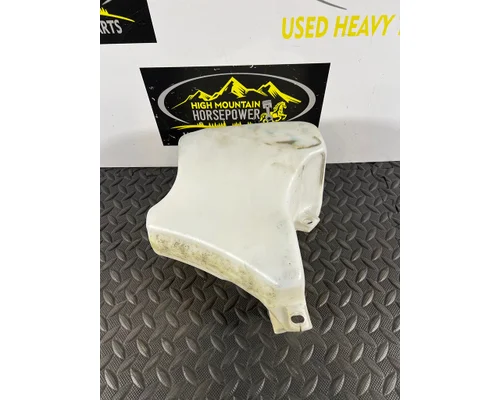 PETERBILT 335 Windshield Washer Reservoir