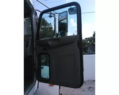 PETERBILT 337 2009-2021 DOOR ASSEMBLY, FRONT