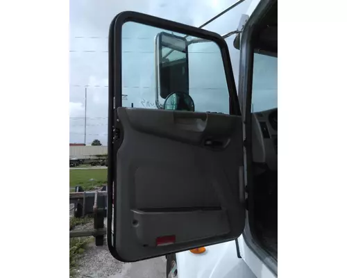 PETERBILT 337 2009-2021 DOOR ASSEMBLY, FRONT