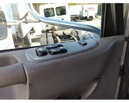 PETERBILT 337 2009-2021 DOOR ASSEMBLY, FRONT