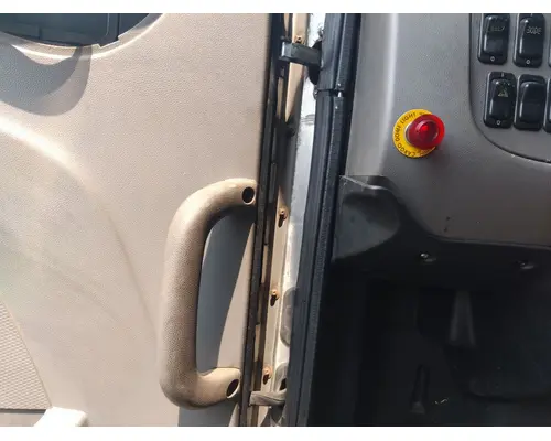 PETERBILT 337 2009-2021 DOOR ASSEMBLY, FRONT